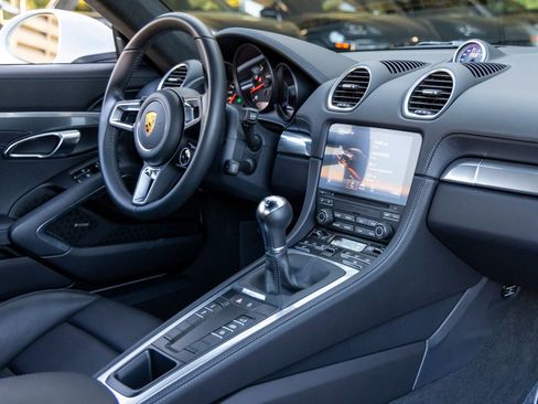 Used 2022 Porsche 718 Cayman GTS image 56