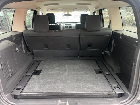 Used 2007 Dodge Nitro SXT image 23