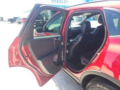 Used 2025 Ford Escape ST-Line AWD/4WD image 19
