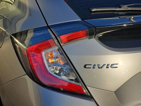 Used 2018 Honda Civic Sport image 40