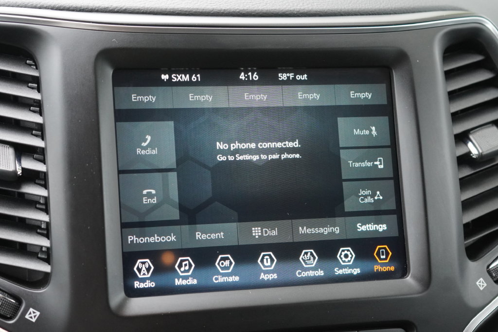 Used 2021 Jeep Cherokee Latitude Lux w/ Comfort/Convenience Group AWD/4WD image 35