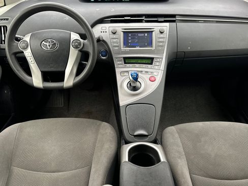 Used 2015 Toyota Prius Three image 13