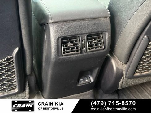 Used 2021 Toyota 4Runner Limited AWD/4WD image 27
