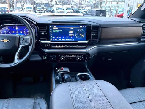 Certified 2024 Chevrolet Silverado 1500 High Country w/ High Country Premium Package image 18