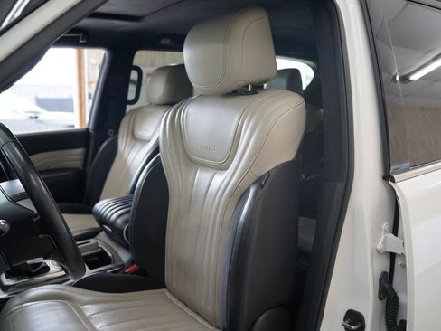 Used 2019 INFINITI QX80 Limited AWD/4WD image 28