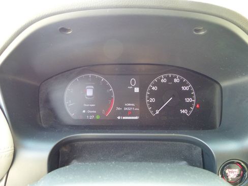 Used 2023 Honda HR-V LX image 25