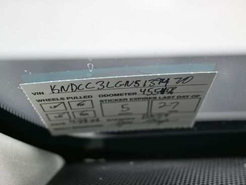 Used 2022 Kia Niro EX w/ Cold Weather Package FWD image 13