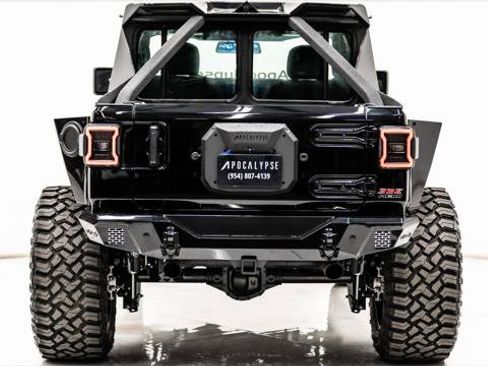 Used 2025 Jeep Wrangler Unlimited Sport image 9