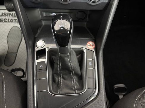 Used 2024 Volkswagen Tiguan S image 22