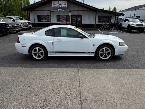 Used 2004 Ford Mustang Mach 1 RWD image 6