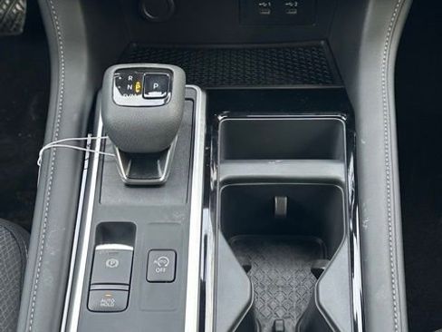 New 2026 Nissan Pathfinder SV AWD/4WD image 11