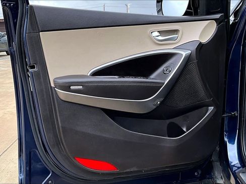 Used 2017 Hyundai Santa Fe Sport image 20