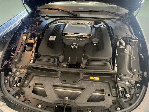 Used 2022 Mercedes-Benz SL 63 AMG 4MATIC w/ AMG Aerodynamic Package image 43