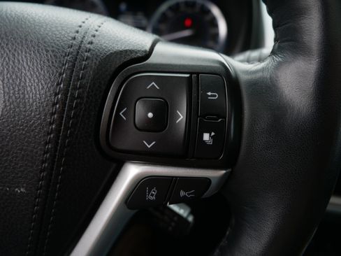 Used 2019 Toyota Highlander Limited AWD/4WD image 27
