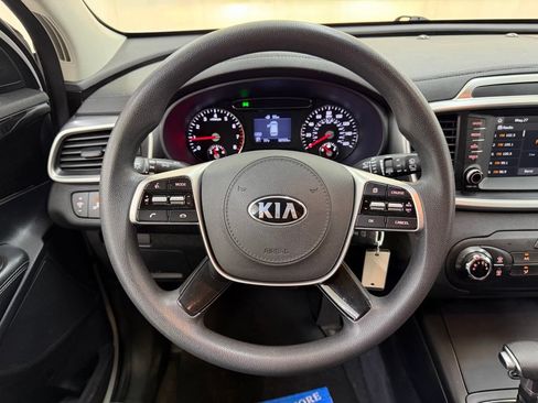 Used 2020 Kia Sorento LX AWD/4WD image 25