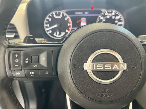 Used 2023 Nissan Rogue SL FWD image 72