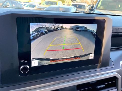 Used 2024 Toyota Tacoma TRD Off-Road image 25