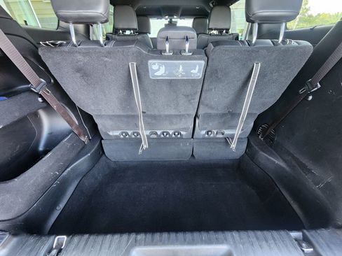 Used 2021 Chrysler Pacifica Touring-L w/ Premium & Safety Sphere Group FWD image 50