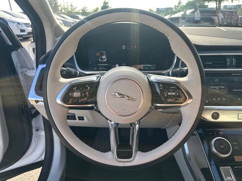 Used 2024 Jaguar I-PACE R-Dynamic HSE AWD/4WD image 19