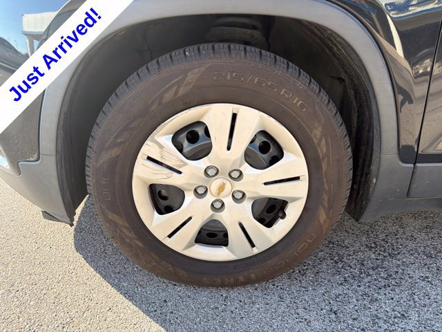 Used 2017 Chevrolet Trax LS FWD image 10
