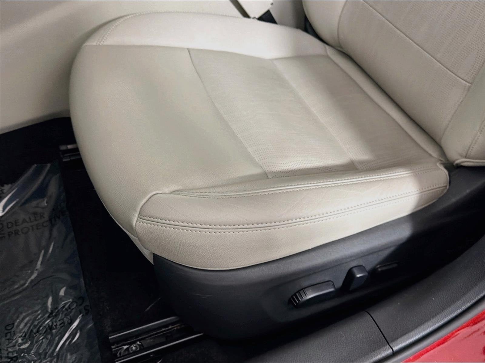Certified 2019 Nissan Altima 2.5 Platinum FWD image 22