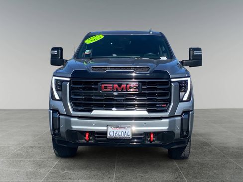 Used 2024 GMC Sierra 2500 AT4 w/ AT4 Premium Plus Package AWD/4WD image 8