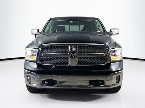 Used 2016 RAM 1500 Laramie w/ Convenience Group image 3