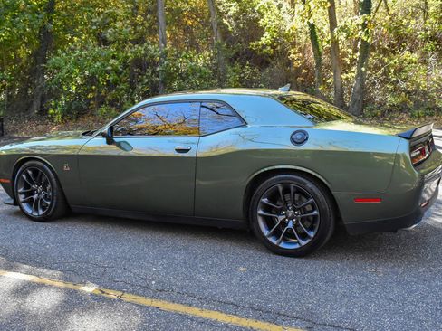 Used 2023 Dodge Challenger R/T Scat Pack w/ Plus Package image 5