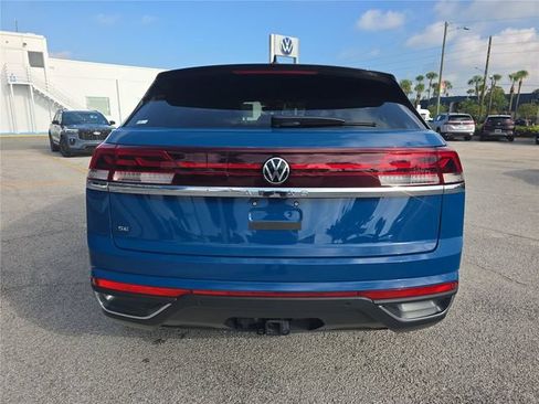 Used 2026 Volkswagen Atlas Cross Sport SE FWD image 4