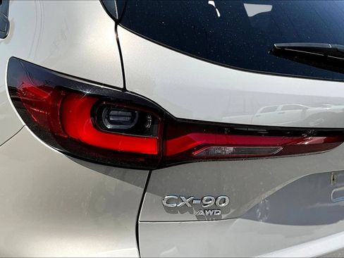 Used 2024 MAZDA CX-90 Plug-In Hybrid w/ Preferred AWD/4WD image 25