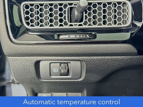 Used 2023 Honda Civic Sport image 13