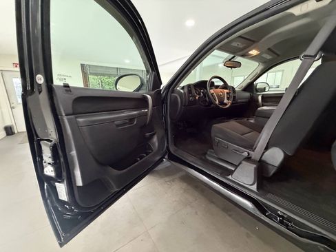 Used 2013 Chevrolet Silverado 1500 LT w/ All-Star Edition AWD/4WD image 22