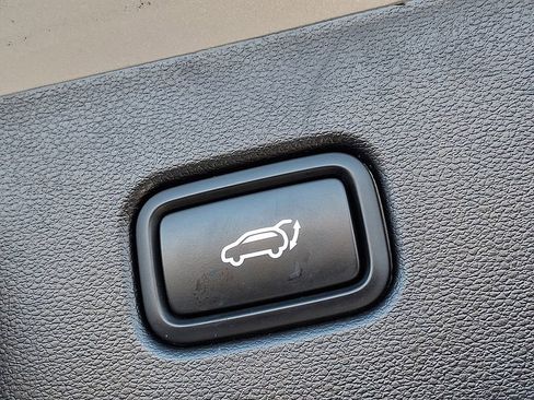 Used 2023 Hyundai Tucson Limited image 33