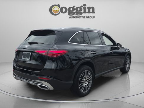 Used 2026 Mercedes-Benz GLC 300 image 7