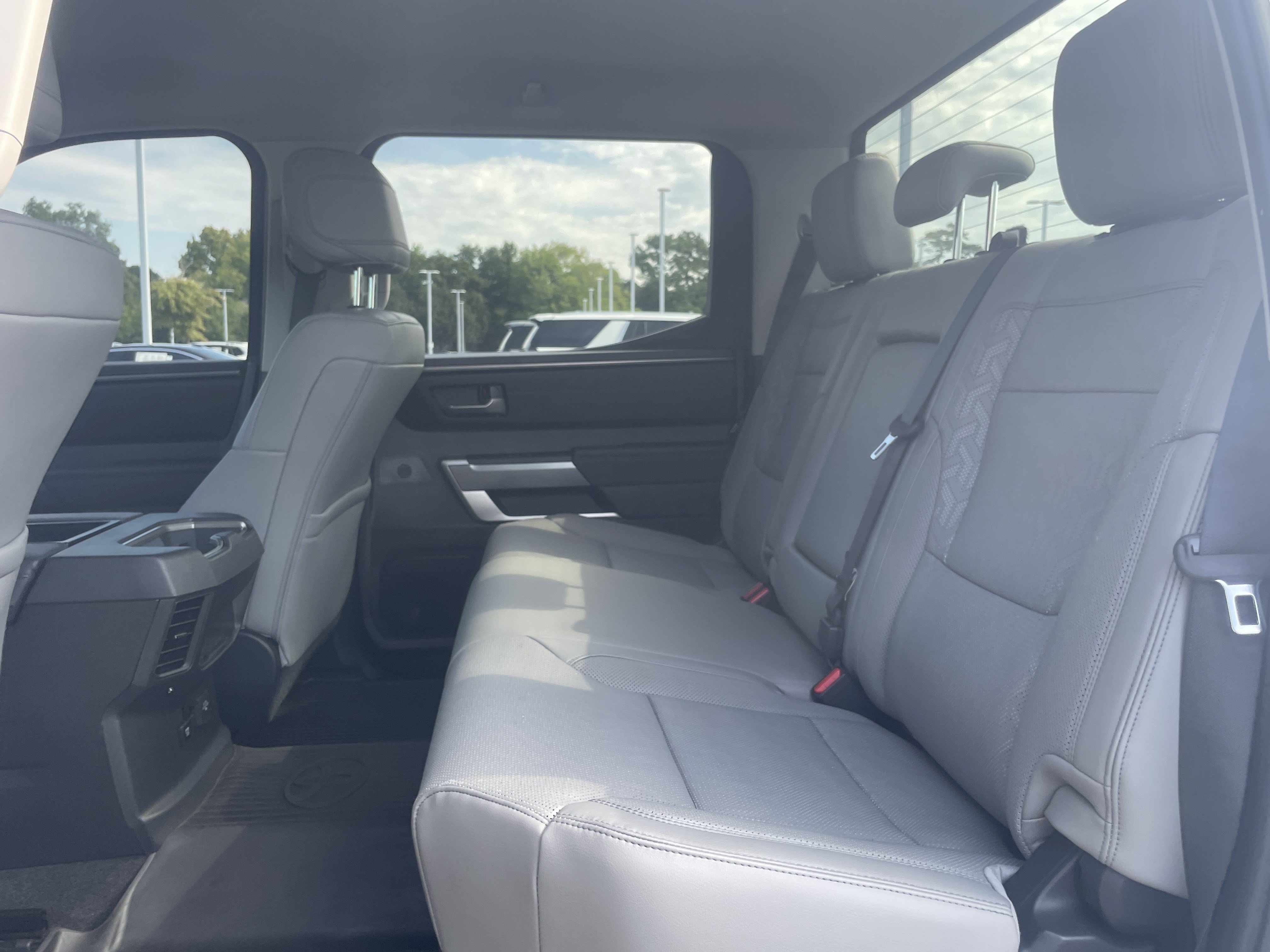 Used 2024 Toyota Tundra SR5 w/ SR5 Premium Package AWD/4WD image 30