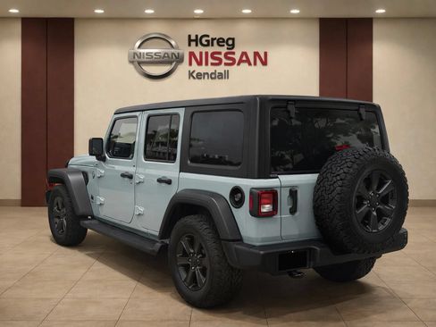 Used 2023 Jeep Wrangler Unlimited Sport AWD/4WD image 4