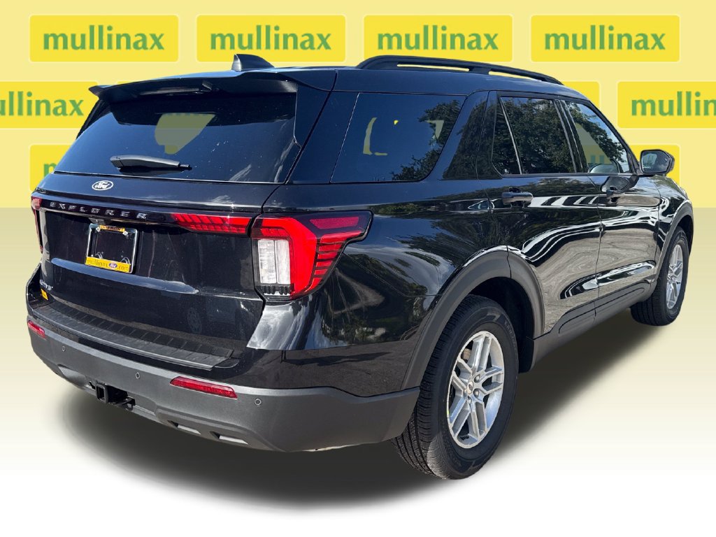 New 2027 Ford Explorer Active RWD image 12