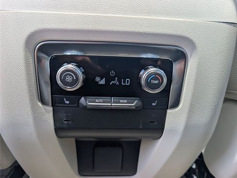 New 2026 GMC Yukon Denali w/ Sun & Power Step Package RWD image 27