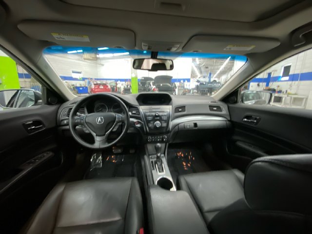 Used 2015 Acura ILX w/ Premium Package FWD image 29