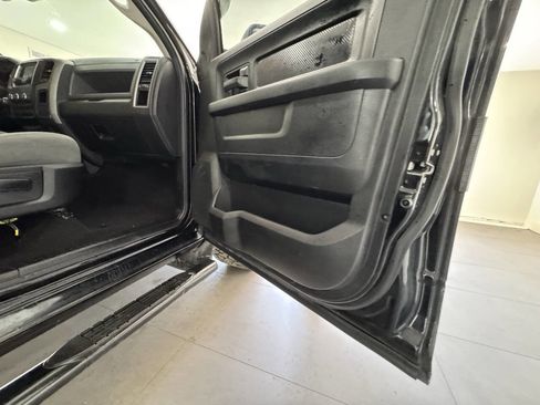 Used 2014 RAM 1500 Express w/ Black Ram 1500 Express Group image 12