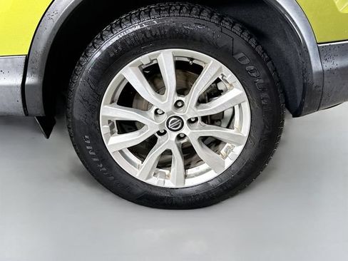 Used 2020 Nissan Rogue Sport S w/ Appearance Package AWD/4WD image 30