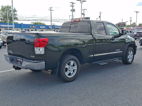 Used 2013 Toyota Tundra 4x4 Double Cab w/ SR5 Pkg image 5