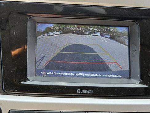 Used 2021 Hyundai Accent SE FWD image 21