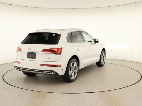 Used 2021 Audi Q5 Prestige w/ Prestige Package AWD/4WD image 6