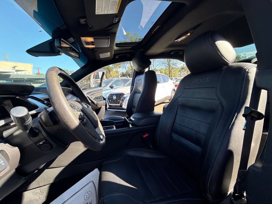 Used 2017 Ford Taurus SHO w/ Sho Performance Package AWD/4WD image 20