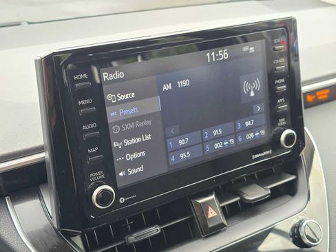 Used 2022 Toyota Corolla LE image 31