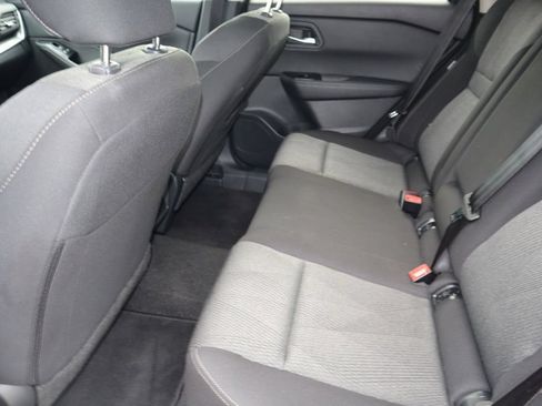 Certified 2025 Nissan Rogue SV AWD/4WD image 20