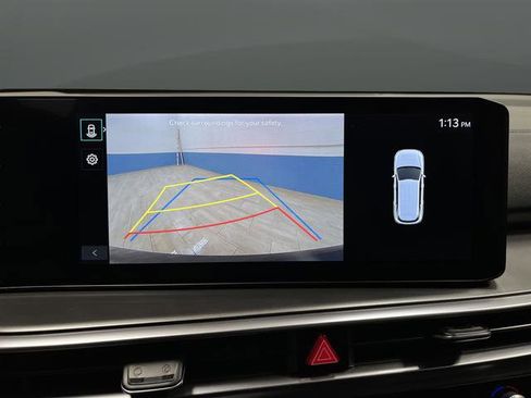 Used 2025 Kia Sorento EX w/ EX Panoramic Sunroof Package image 11