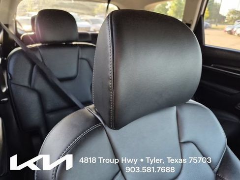 Certified 2025 Kia Telluride S AWD/4WD image 15