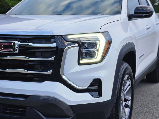 Used 2026 GMC Terrain Elevation FWD image 9